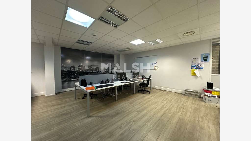 Local d'activités à vendre 690m² à Vénissieux