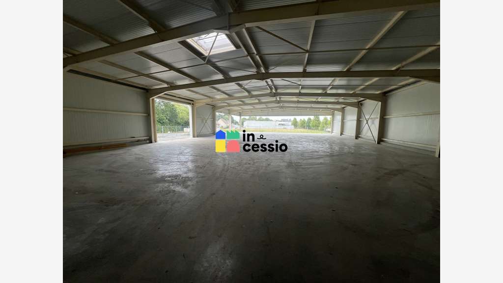 A vendre local d’activité 1000m² secteur Vibraye
