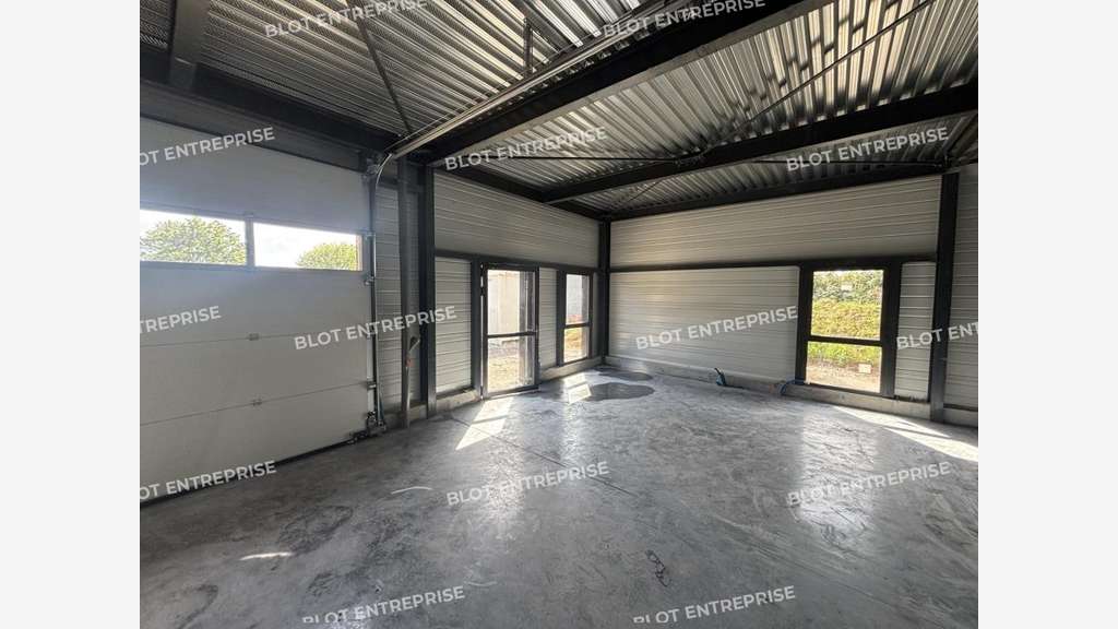 A vendre locaux d'activités 200m² à Vigneux