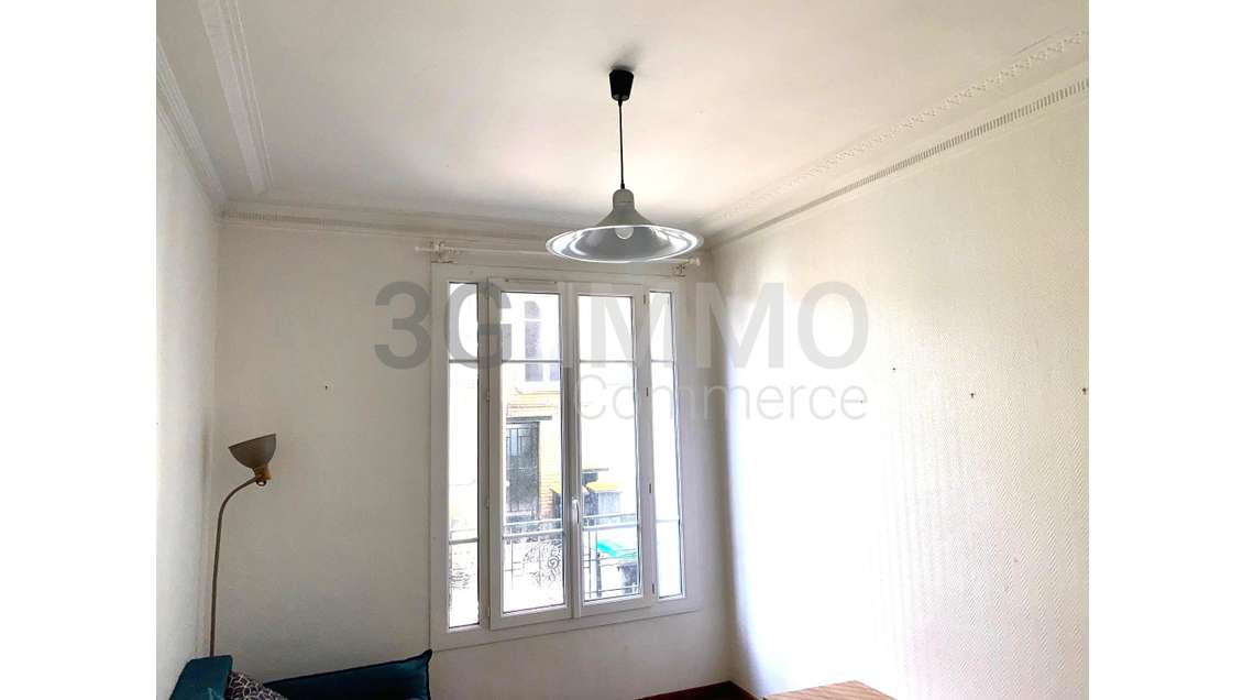 Cède local d'activité 45m² bien placé à Villejuif