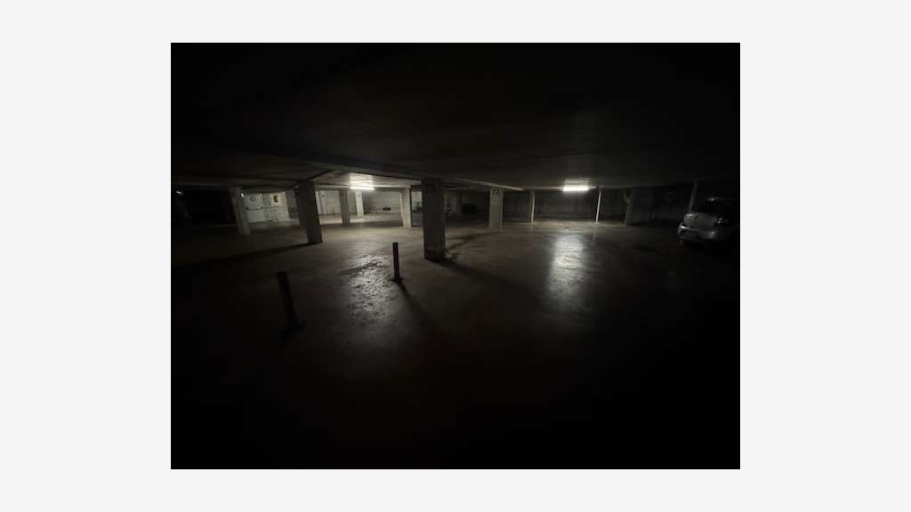 Grand box fermé en sous-sol Villeneuve-Loubet