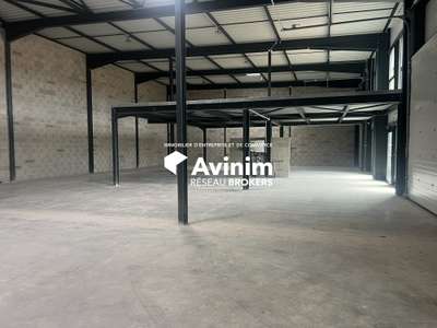 Vente Locaux d'activités - Entrepôts à Villette-d'Anthon