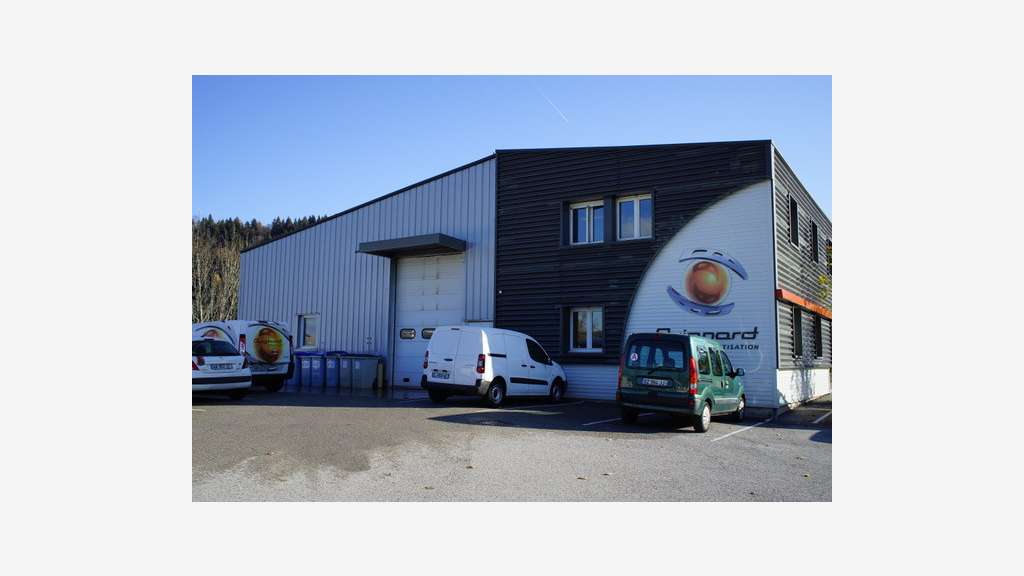 Achat d'entrepôts/ateliers de 850 m² proche de G