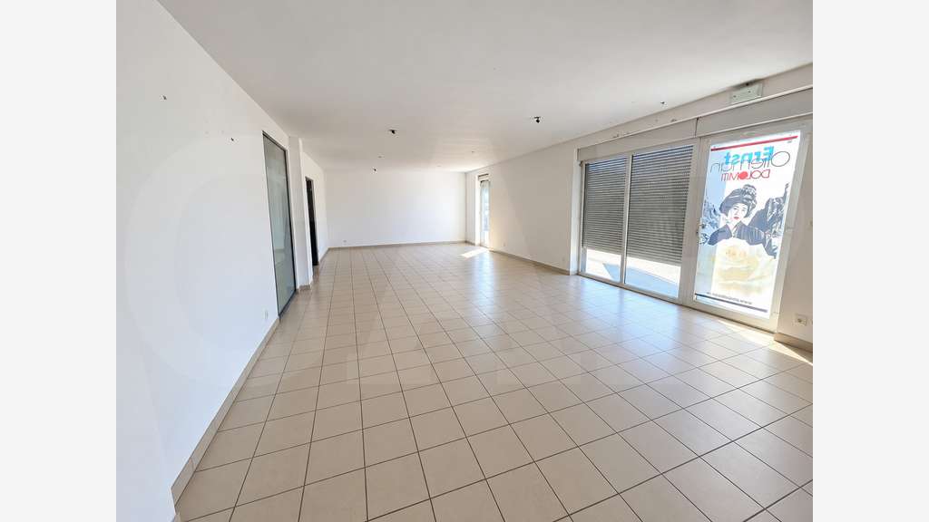 À VENDRE – LOCAL D’ACTIVITÉ INDÉPENDANT. ACCESS