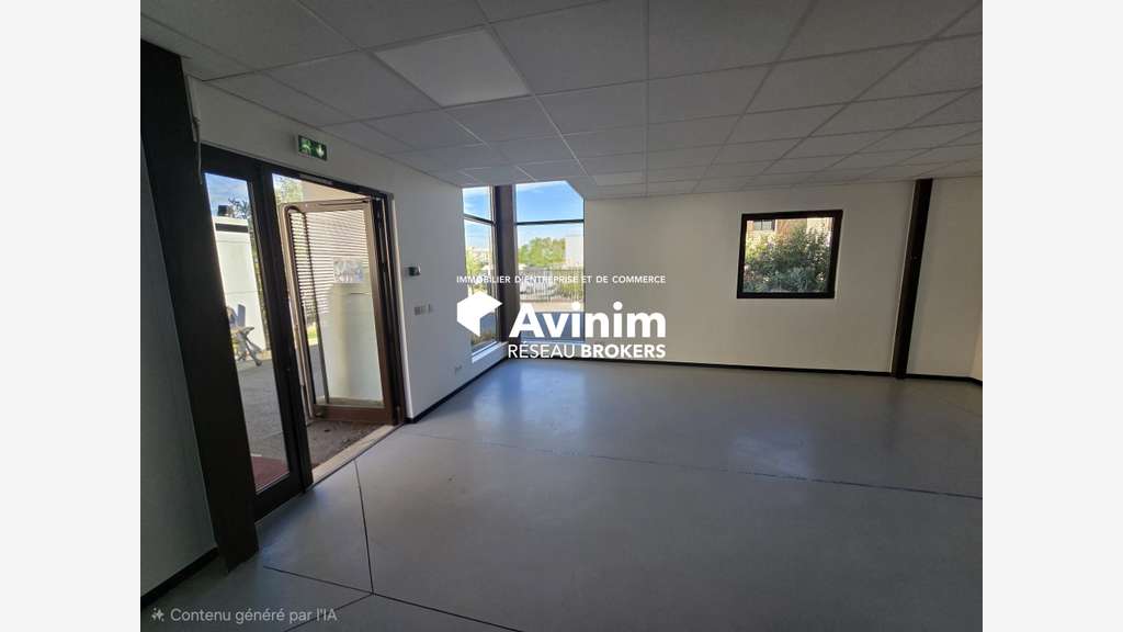 A vendre local d'activités 350m² à Franconville
