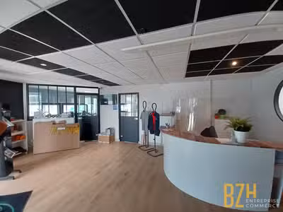 A vendre local d'activités 377m² à Guidel