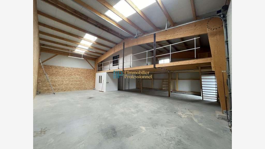 Vente local 500m² en partie loué sur Lorient