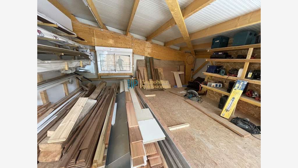 Vente local 500m² en partie loué sur Lorient