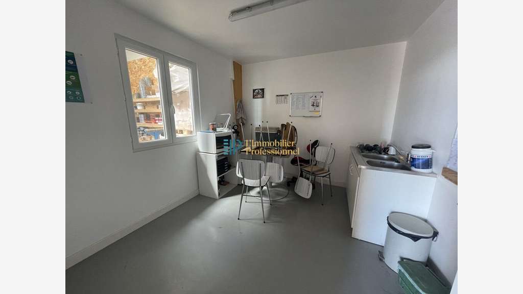 Vente local 500m² en partie loué sur Lorient