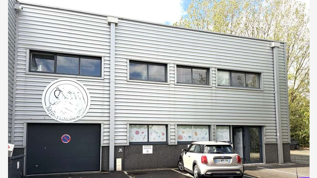 AV local activité 320m² Tourcoing zone des Francs