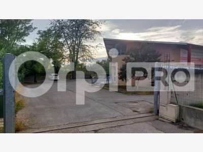 Local d'activité 480m² vendre zone UE1 à Manosque