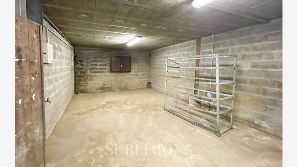 Vente local 235m² à Noyal-Muzillac