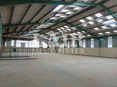 Vente local d'activité 4300m² à La Ferté-en-Ouche