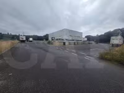AV local d’activité 580m² sur 9350m² à Plérin