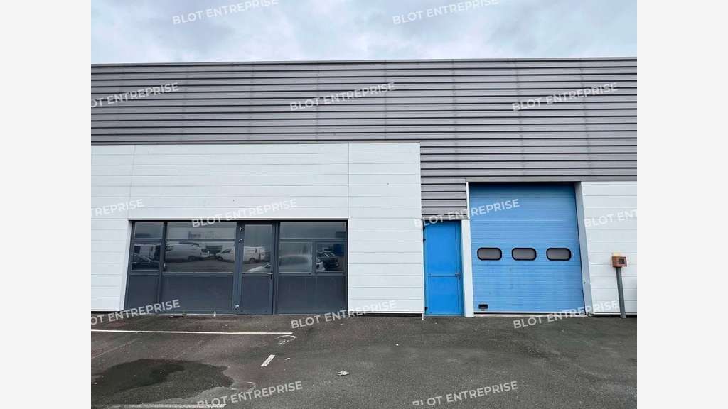 A louer local 425m² chambres froides à Rennes