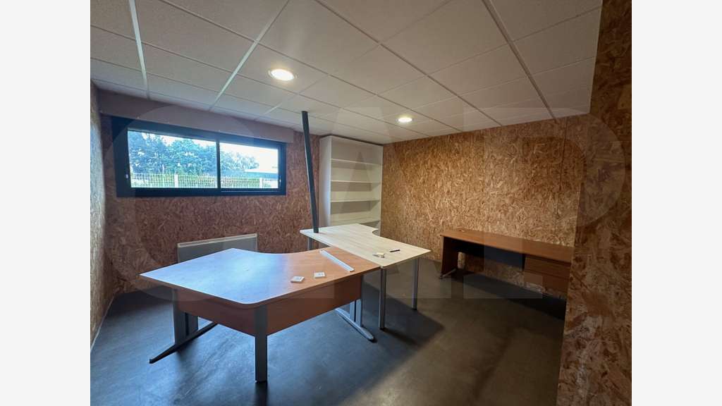 Vente local d'activité 380m² à Retiers