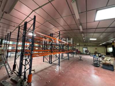 A vendre local industriel et bureaux Saint-Galmier