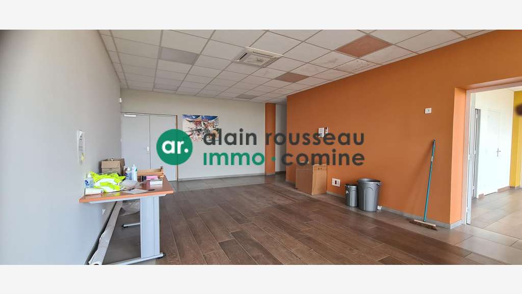 AV local d'activité 4917m² proche autoroute Segré