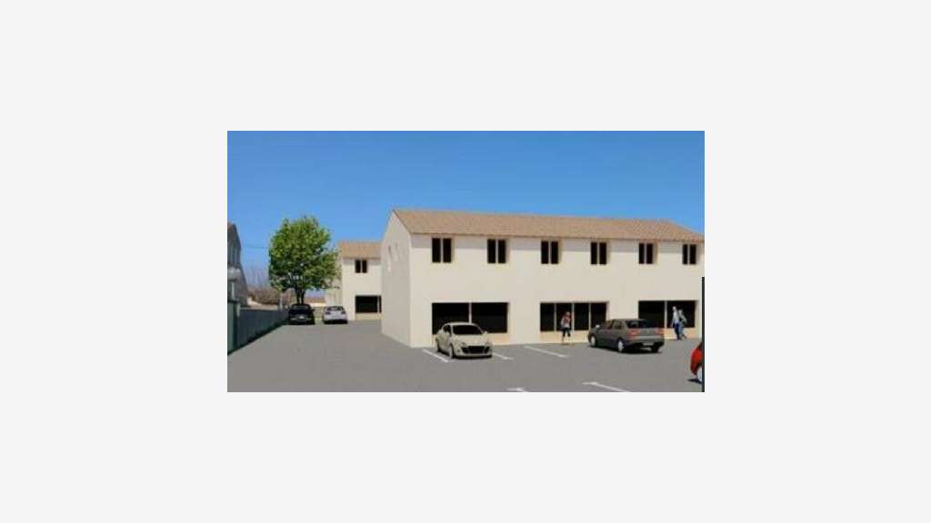 À vendre local d'activité 92m² R+1 à Vedène