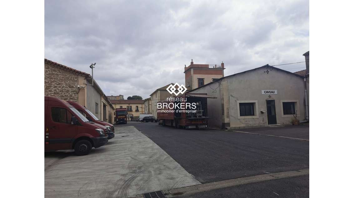 A vendre local d activités à Béziers Faubourg 