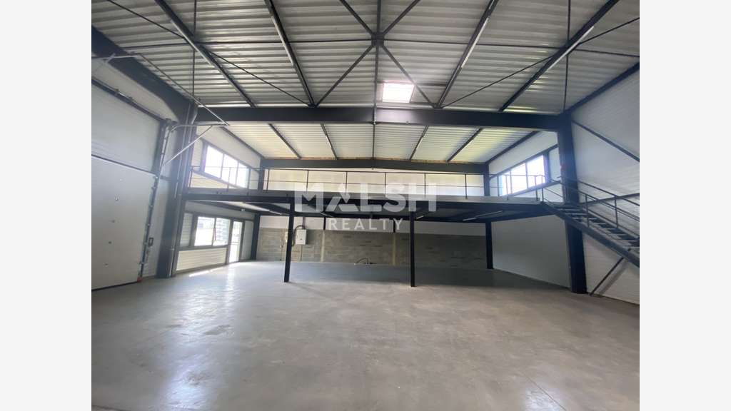Vente local d'activité neuf 538m² à Frans RD904