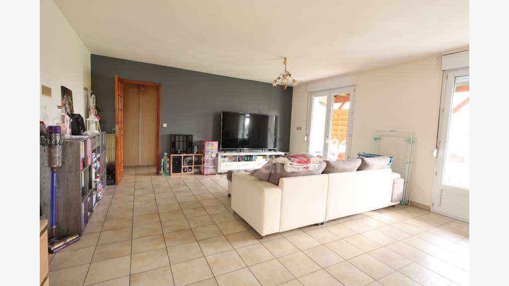 A vendre locaux  sur axe passant de Châtellerault