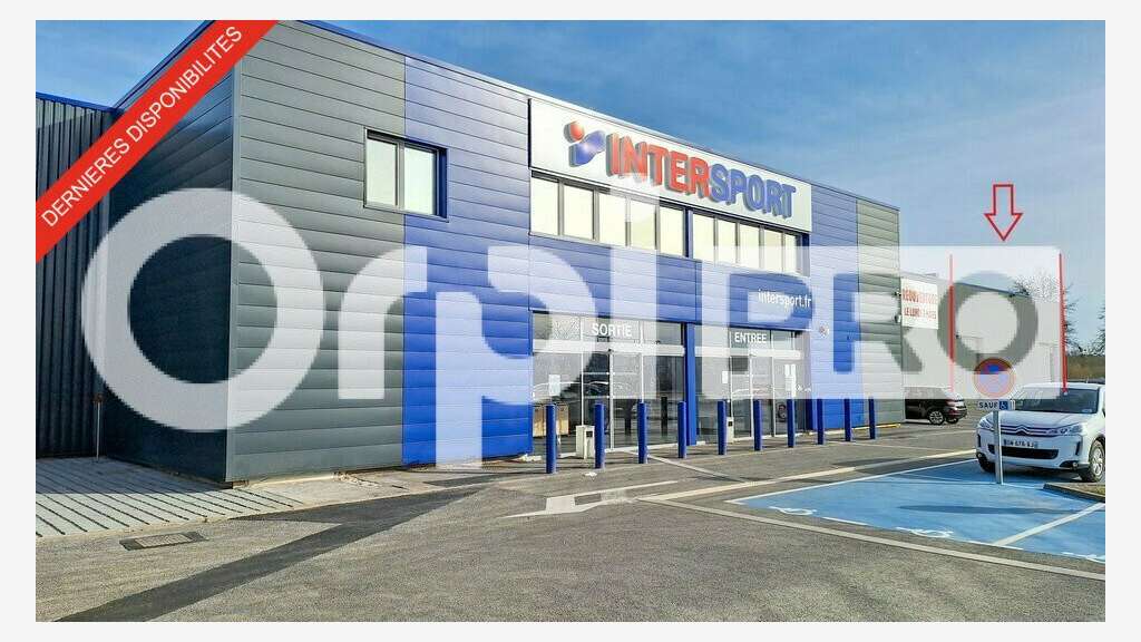 Local commercial 1000m² à vendre en ZA à Soissons 