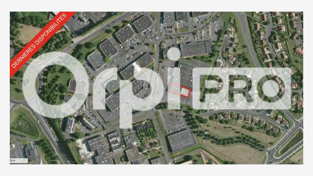 Local commercial 1000m² à vendre en ZA à Soissons 