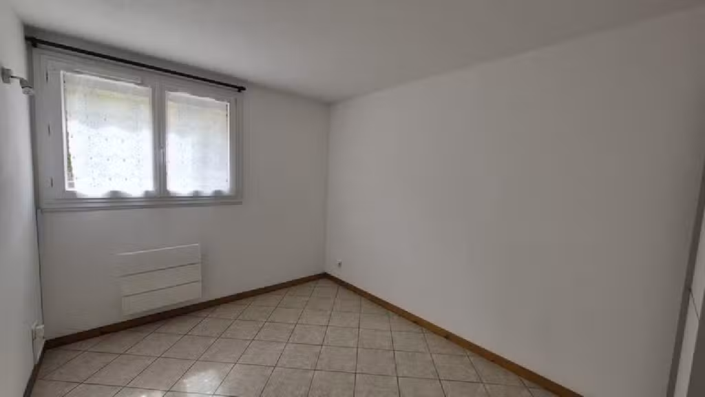 Vente local commercial 47m² à Allemond
