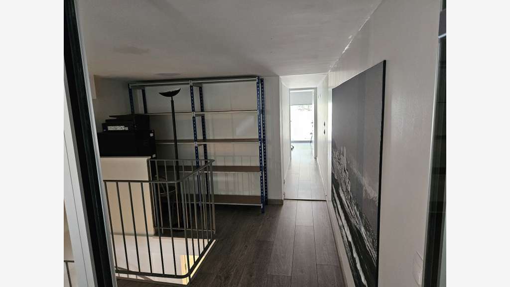 Vente splendide local commercial 153 m² à Antibes