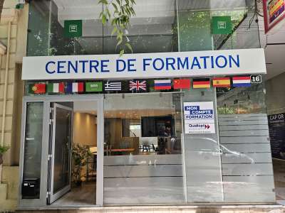 Vente splendide local commercial 153 m² à Antibes