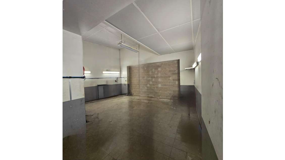 AV local commercial polyvalent au centre de Nancy