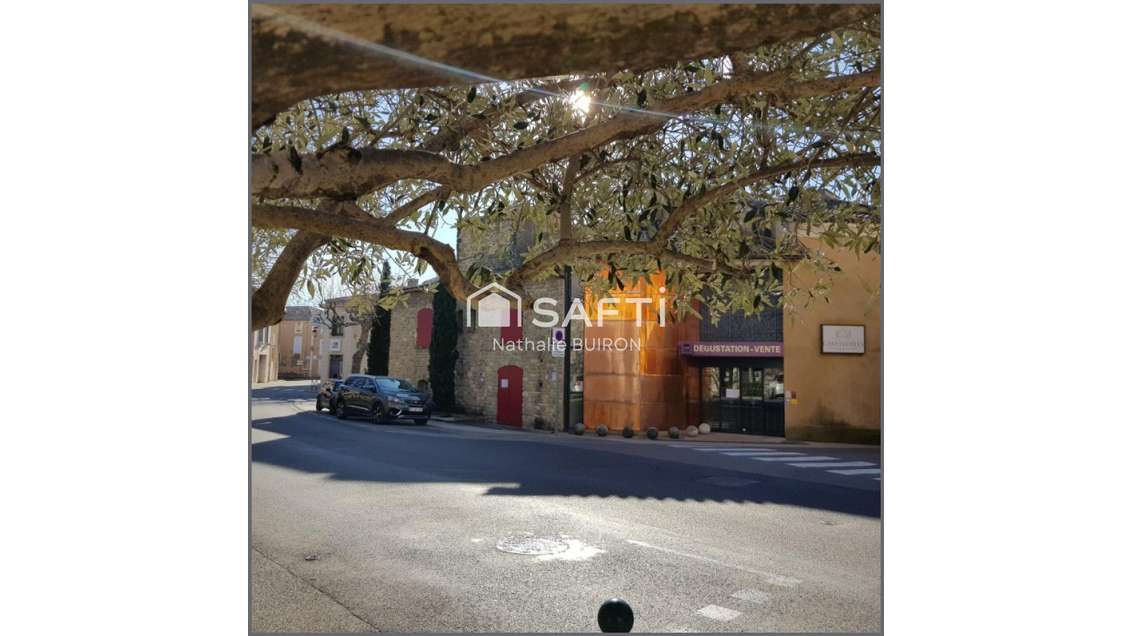 Vente local atypique à Ste Cécile les Vignes