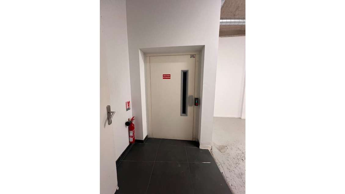 Vente local commercial 624m² à Bordeaux Tribunal