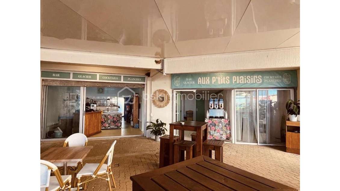 Vente murs commerciaux bar glacier de 114m² à Agde