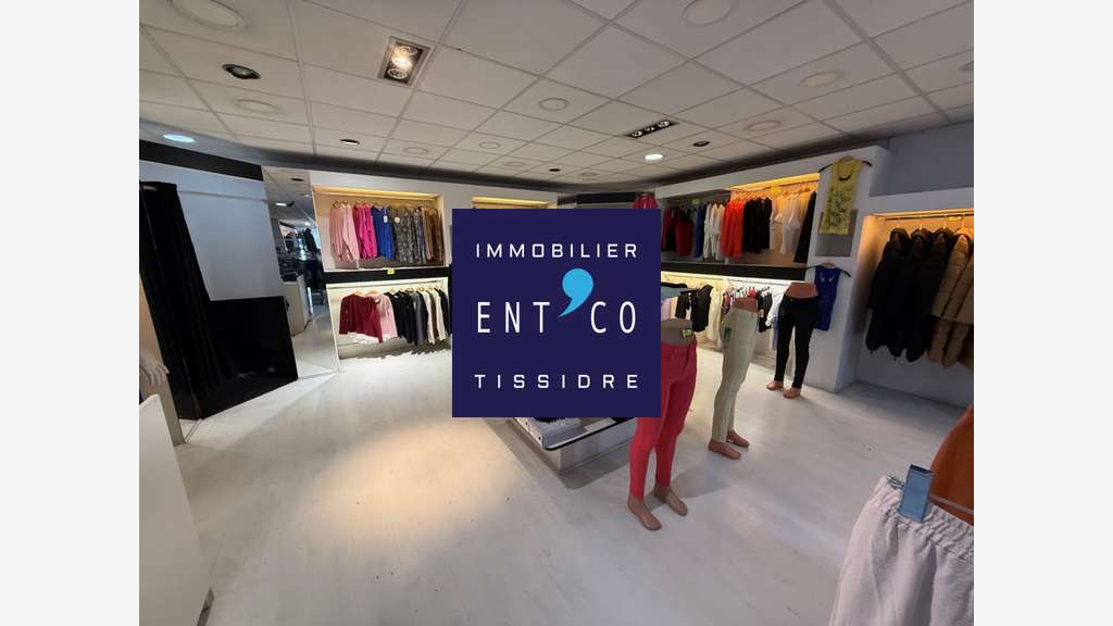 Superbe local commercial