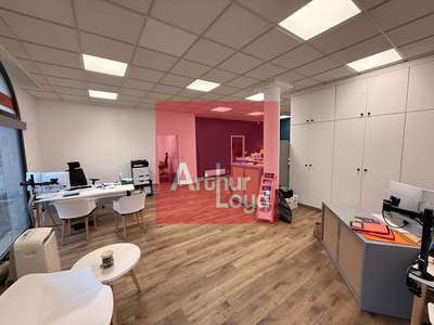Local commercial 111,85 m2