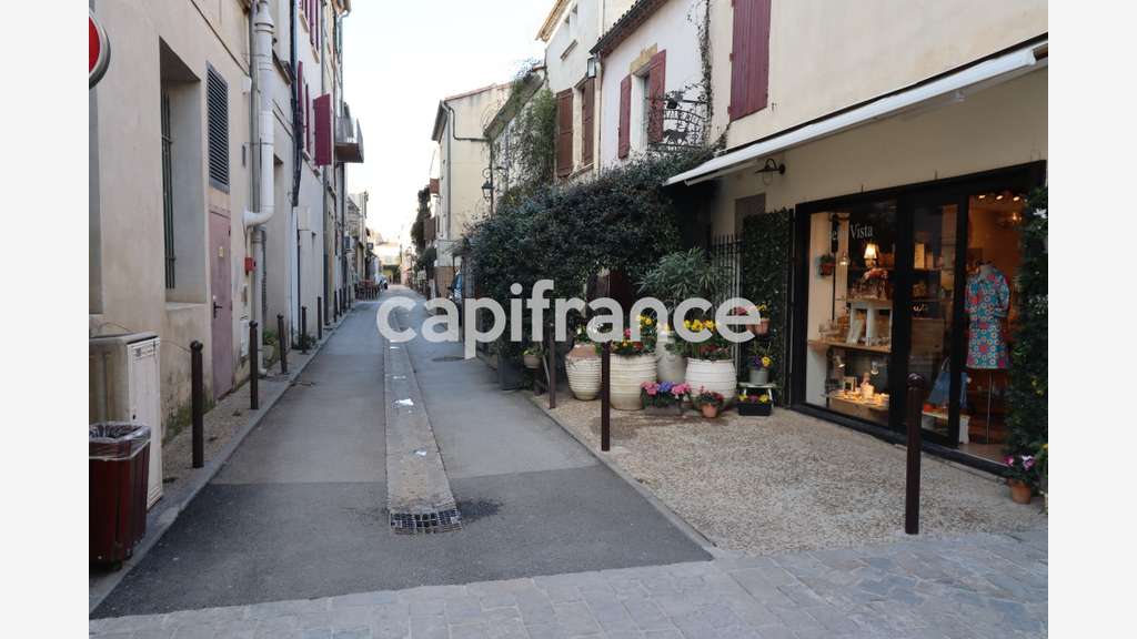 GARD (30) AIGUES-MORTES (30200) À Vendre Murs 