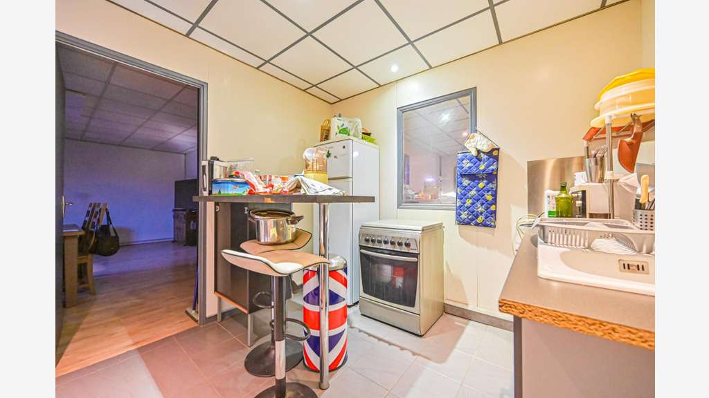 AV entrepôt + bureaux 340m² en ZAC Sud Alfortville