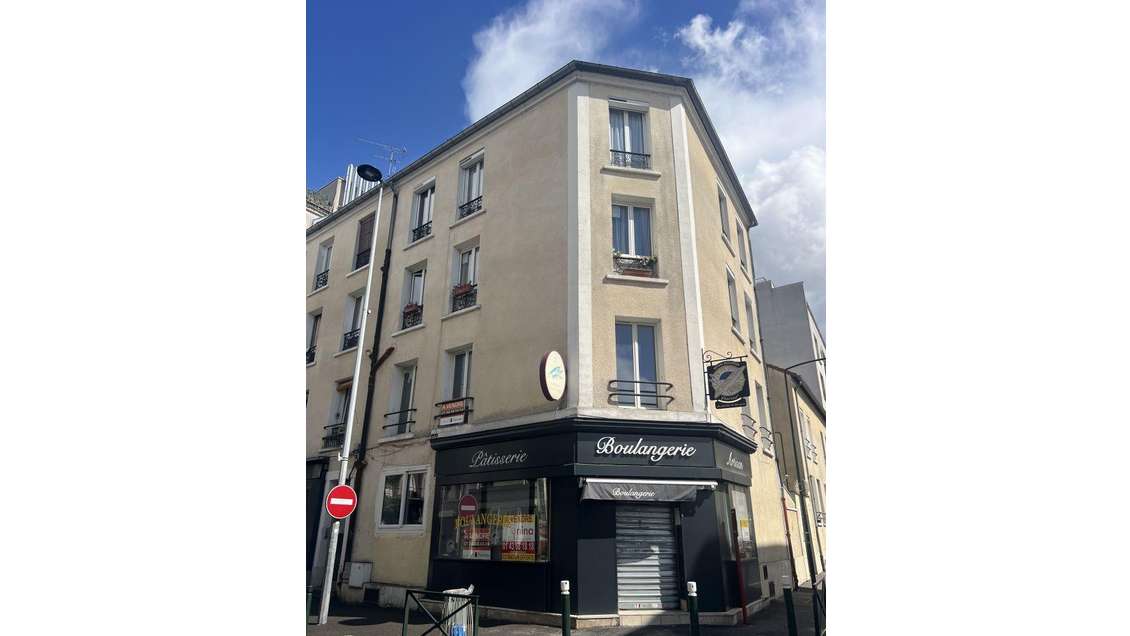 Vente murs 120m² belle commercialité à Alfortville