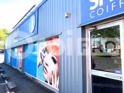 Vente local commercial de 88m² en za Amilly
