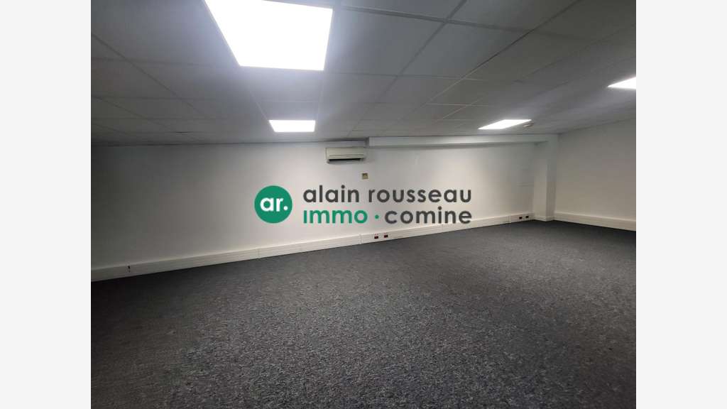 A vendre local 220m² excellente visibilité Angers