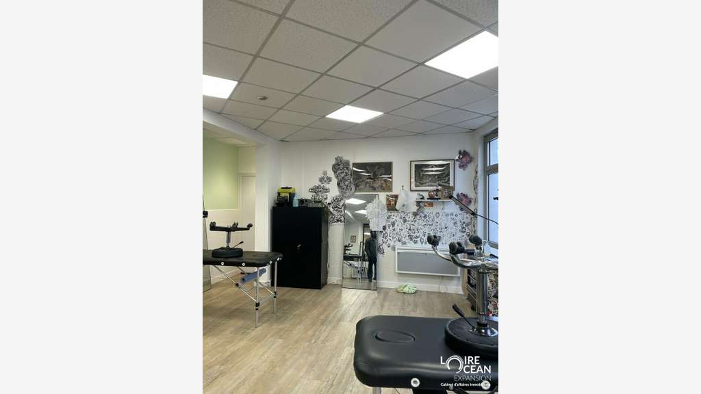 ANGERS - LOCAL COMMERCIAL à vendre
