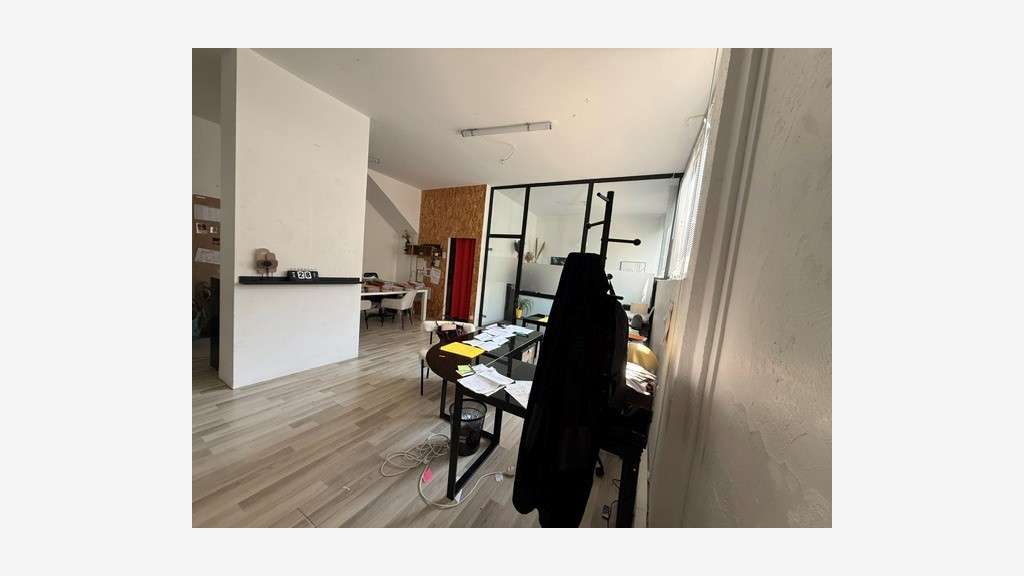 Local professionnel 57m² à vendre à Angers centre