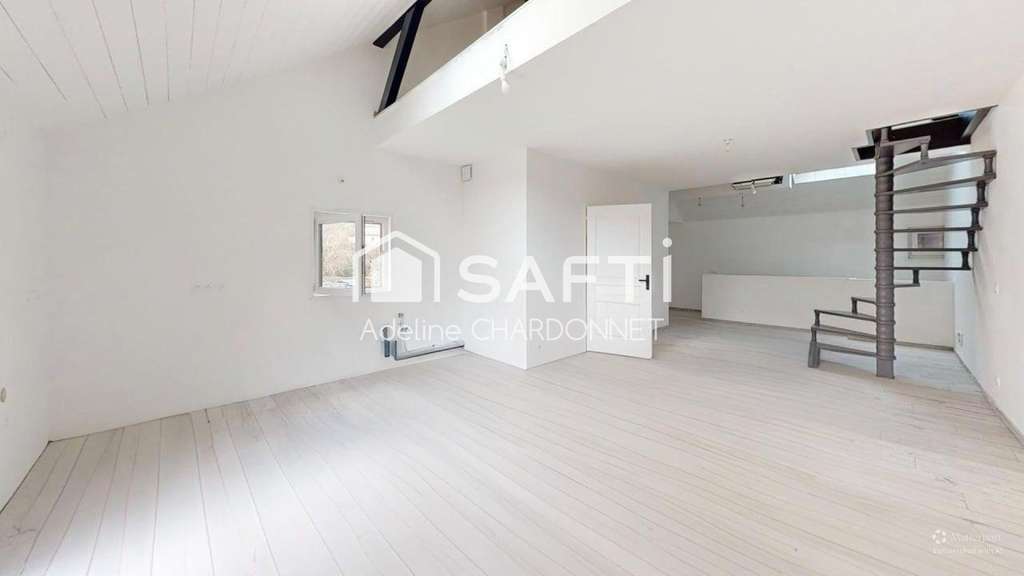 A vendre maison de ville 130m² jardin Annecy Fins