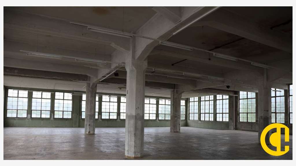 Local d'activité de 700m² à vendre à Pringy