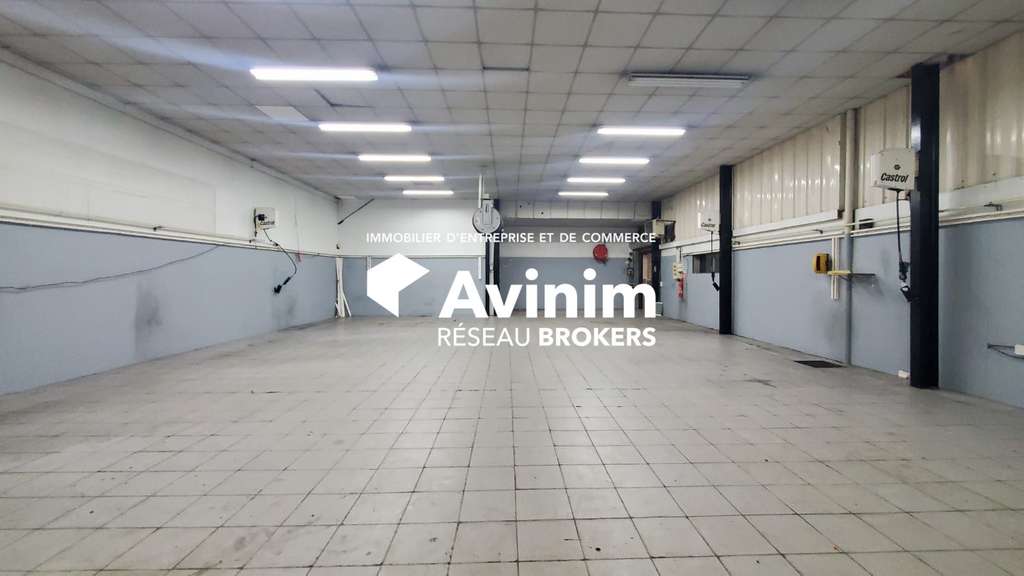 Showroom atelier 1419m² à vendre à Annecy Seynod
