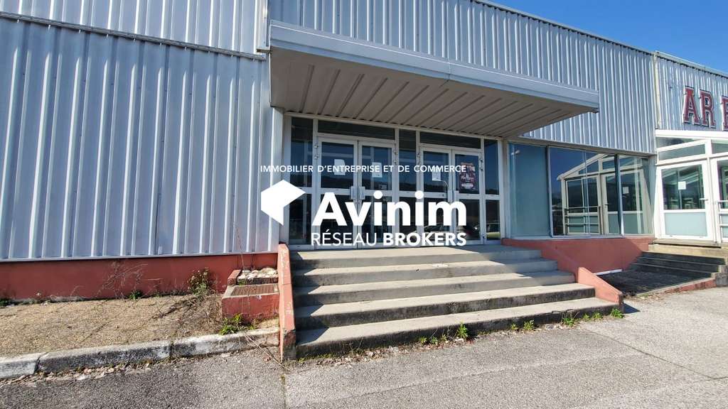 Showroom atelier 1419m² à vendre à Annecy Seynod