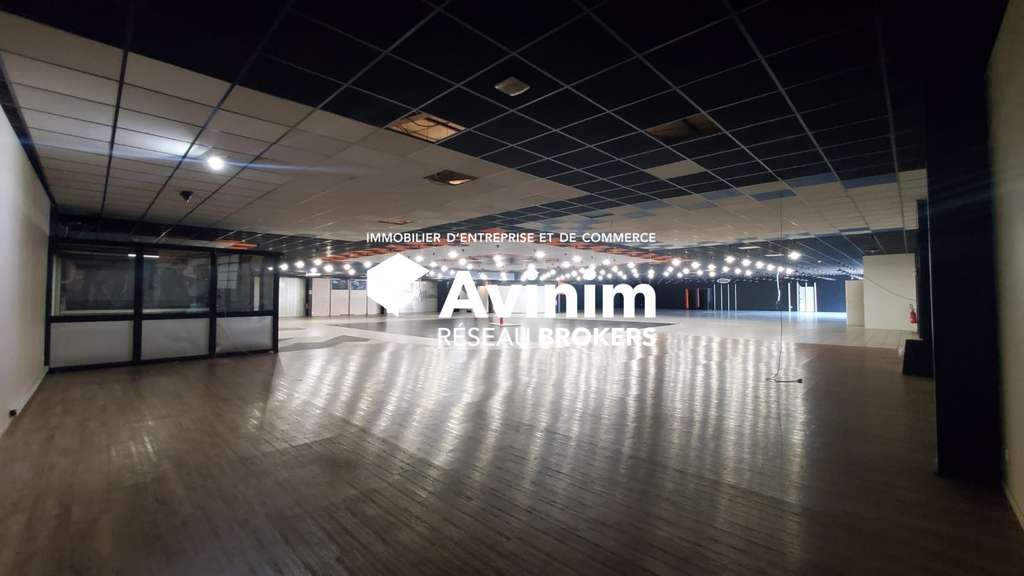 Showroom atelier 1419m² à vendre à Annecy Seynod