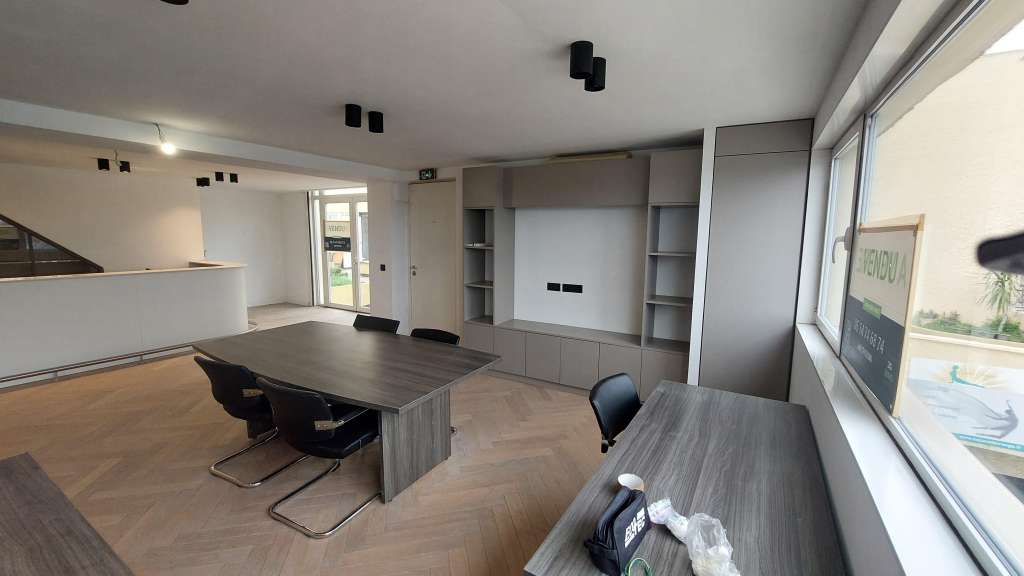 Vente local 187m² excellent emplacement à Antibes